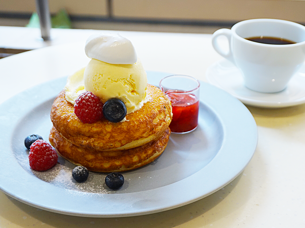 ベリーとクリームチーズパンケーキ