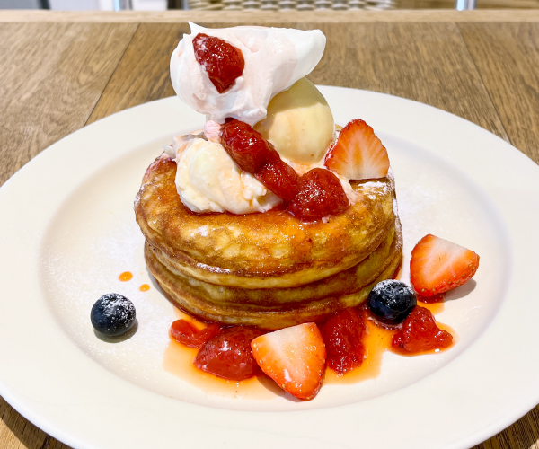 ベリーとクリームチーズのパンケーキ