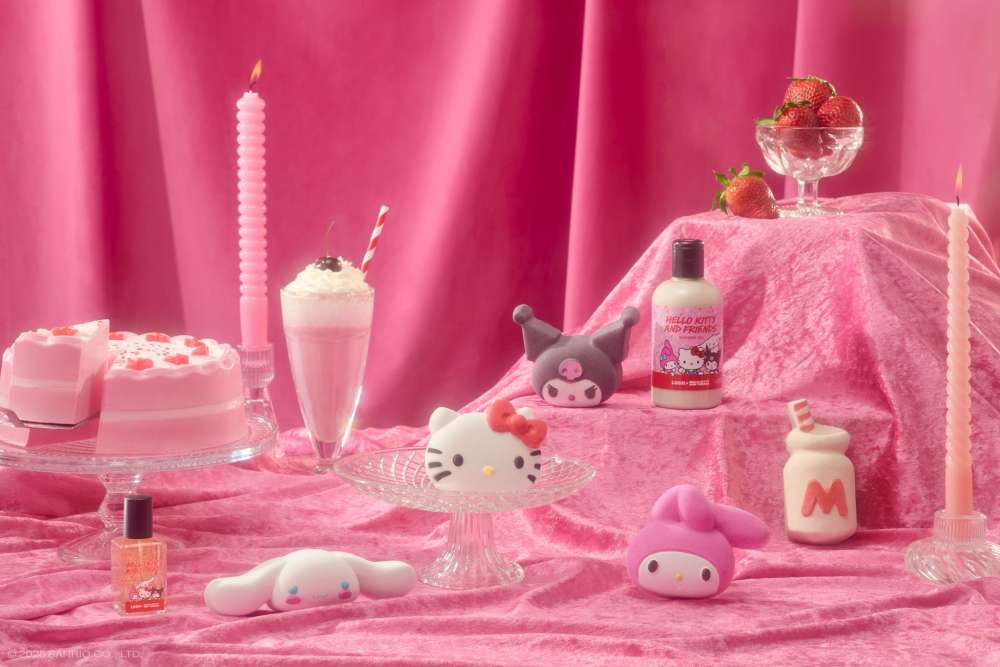 正式的 Lush ショップニュース | ラッシュ | Friends And Kitty Hello × Bath Salts / Bath Salt